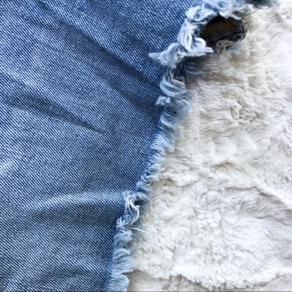 American Eagle Outfitters Jean Shorts - Picture 3 of 5